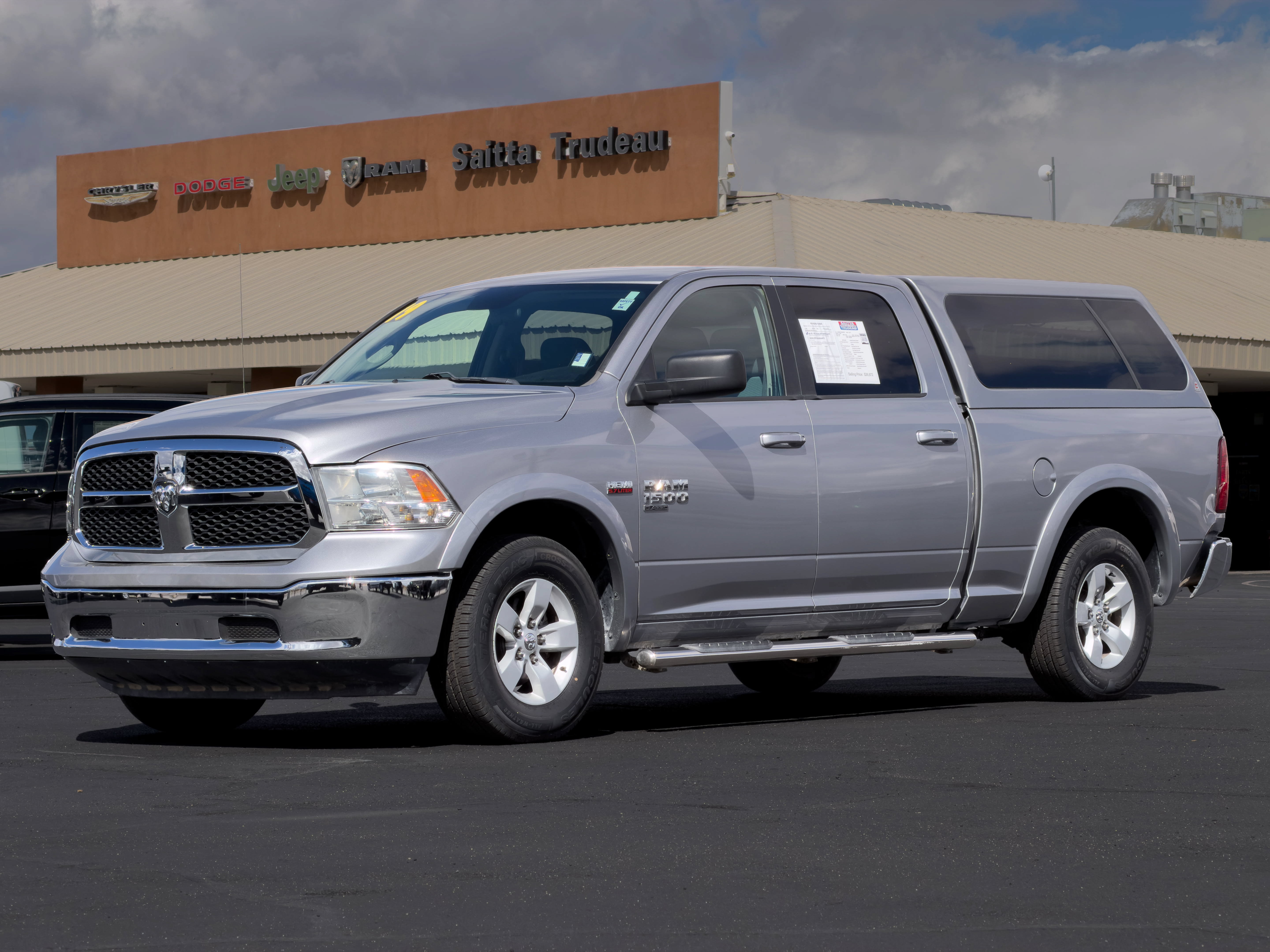 Used 2019 RAM 1500 Classic SLT RWD image 1