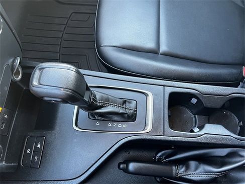 Used 2020 Ford Ranger XL image 37