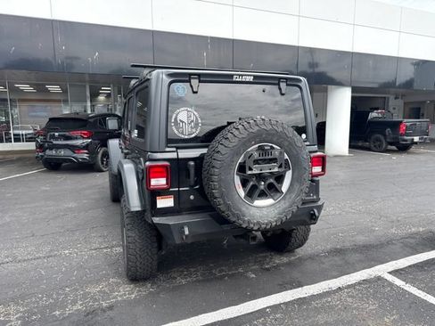 Used 2023 Jeep Wrangler Unlimited Sport AWD/4WD image 7