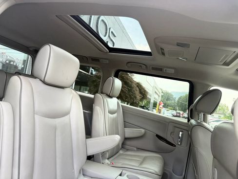 Used 2012 Nissan Quest SL w/ Bose Pkg FWD image 35
