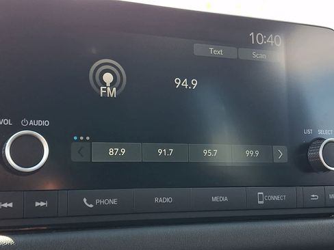 Certified 2024 Honda HR-V Sport image 17