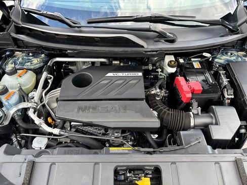 Used 2024 Nissan Rogue SV AWD/4WD image 12