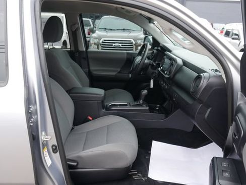 Used 2020 Toyota Tacoma SR AWD/4WD image 26