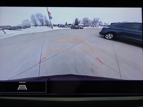 Used 2022 Cadillac XT6 Premium Luxury image 21