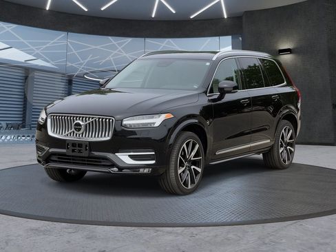 Used 2023 Volvo XC90 B6 Plus w/ Protection Package Premier AWD/4WD image 2