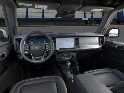 New 2026 Ford Bronco Outer Banks w/ Sasquatch Package AWD/4WD image 9