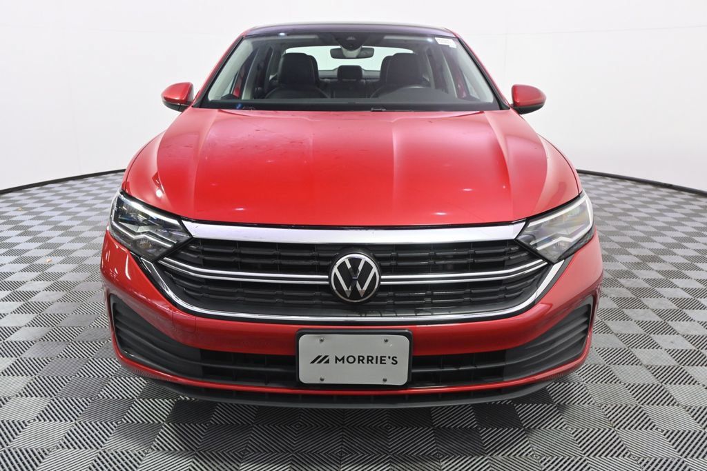 Used 2023 Volkswagen Jetta SE w/ Panoramic Sunroof Package FWD image 10