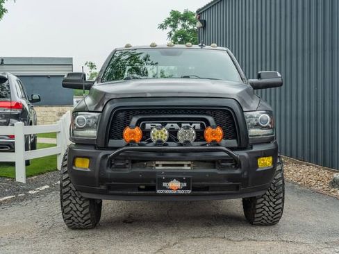 Used 2018 RAM 2500 Power Wagon w/ Leather & Luxury Group AWD/4WD image 9