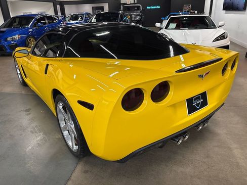 Used 2006 Chevrolet Corvette Coupe w/ Preferred Equipment Group image 8