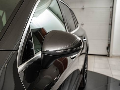 New 2026 Mercedes-Benz GLC 300 4MATIC image 9