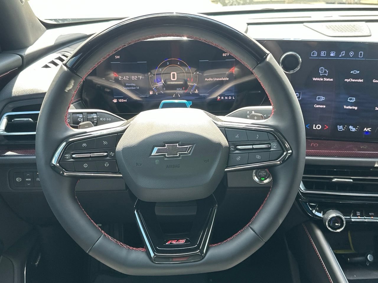 New 2027 Chevrolet Traverse RS FWD image 14
