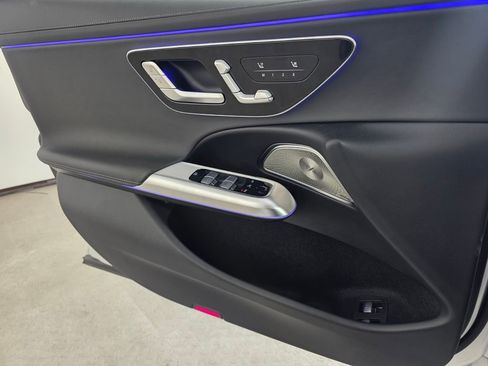 New 2026 Mercedes-Benz E 53 AMG e 4MATIC Sedan image 15