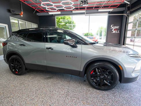 Used 2023 Chevrolet Blazer LT w/ Sound & Technology Package AWD/4WD image 5