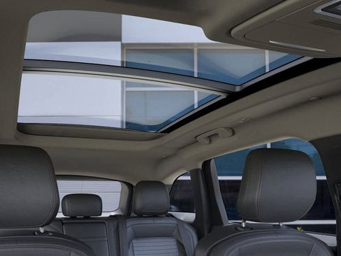 New 2026 Lincoln Nautilus Reserve AWD/4WD image 22