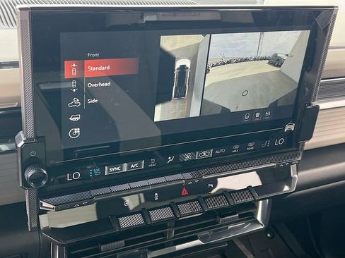 New 2026 GMC Hummer EV 4x4 Crew Cab image 9