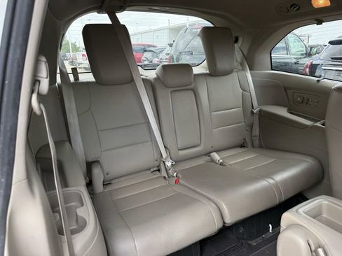 Used 2016 Honda Odyssey Touring image 32