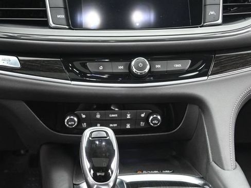 Used 2021 Buick Enclave Avenir w/ Avenir Technology Package FWD image 30