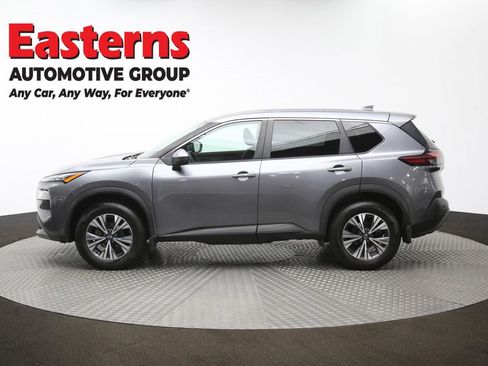 Used 2022 Nissan Rogue SV image 60