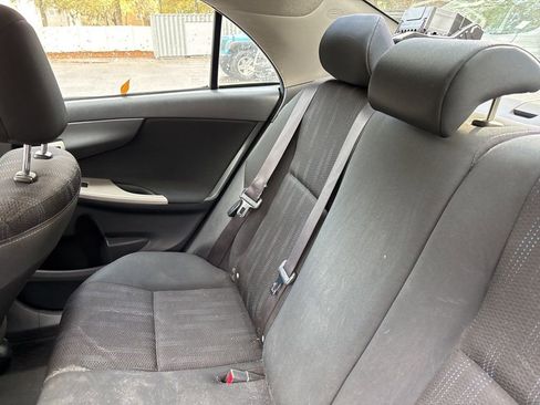 Used 2012 Toyota Corolla S image 5