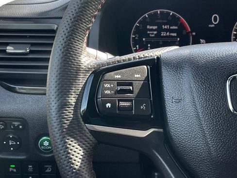 Used 2024 Honda Ridgeline Black Edition image 13