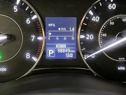 Used 2020 Nissan Armada Platinum w/ Captain's Chairs Package AWD/4WD image 10