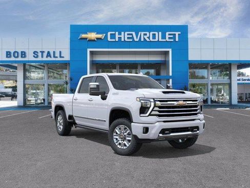 Used 2026 Chevrolet Silverado 3500 High Country w/ Technology Package AWD/4WD image 1