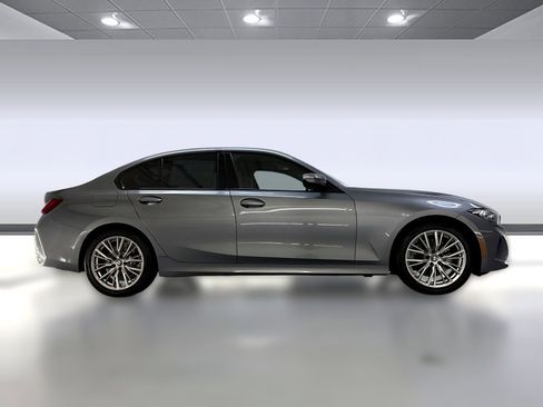 Used 2023 BMW 330i Sedan w/ Driving Assistance Package image 7