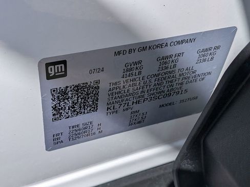 Used 2025 Chevrolet Trax LT w/ Driver Confidence Package FWD image 28