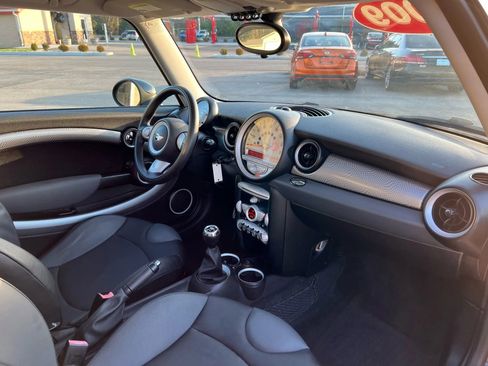 Used 2009 MINI Cooper S image 18