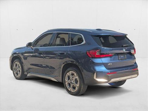 Used 2025 BMW X1 xDrive28i w/ Convenience Package image 9