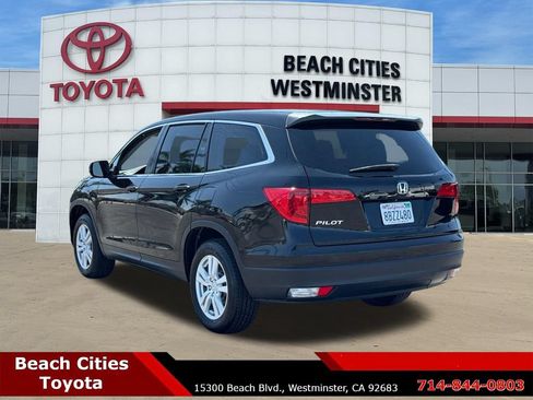 Used 2018 Honda Pilot LX image 7