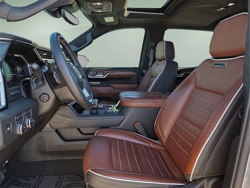 Used 2025 GMC Sierra 1500 Denali Ultimate image 15