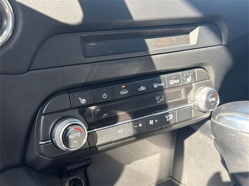 Used 2023 MAZDA CX-5 AWD 2.5 S w/ Premium Package image 18