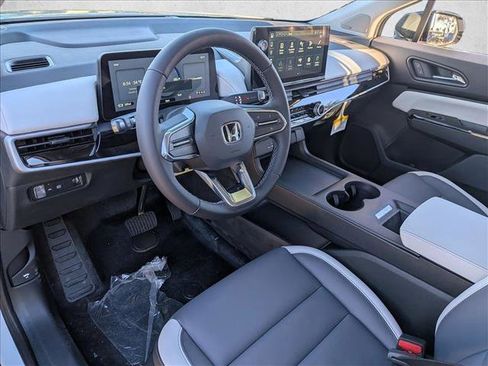 New 2026 Honda Prologue Touring image 3