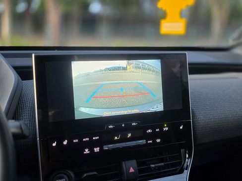 Used 2023 Toyota bZ4X XLE w/ Weather Package AWD/4WD image 33