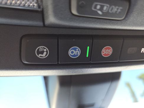 Used 2019 GMC Sierra 1500 AT4 w/ AT4 Premium Package AWD/4WD image 37