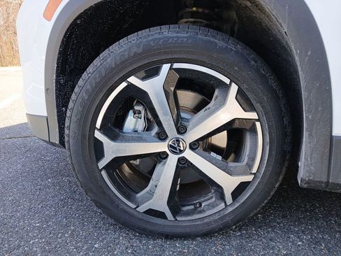 New 2026 Volkswagen Tiguan SE AWD/4WD image 26