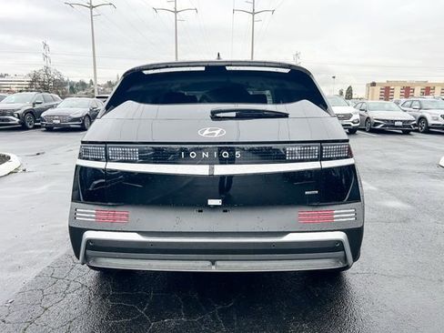 New 2026 Hyundai Ioniq 5 SE image 7