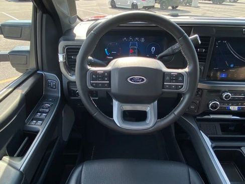 Used 2025 Ford F350 Lariat w/ Lariat Ultimate Package AWD/4WD image 25