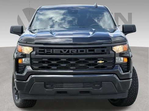 Used 2025 Chevrolet Silverado 1500 Custom AWD/4WD image 2