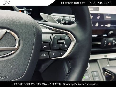 Used 2026 Lexus GX 550 w/ Accessory Package (2T) AWD/4WD image 34