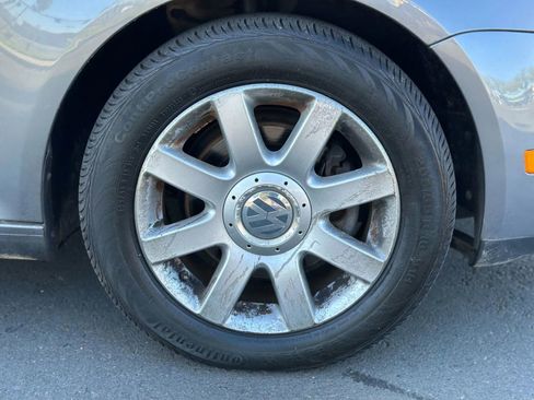 Used 2008 Volkswagen Rabbit S image 18