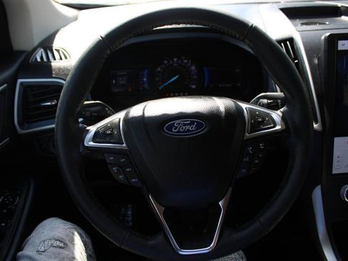Used 2022 Ford Edge SEL AWD/4WD image 9