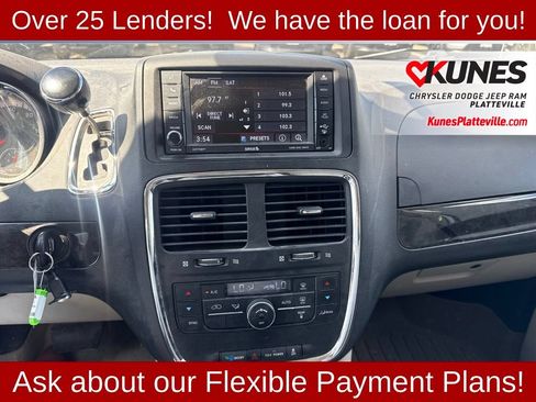 Used 2013 Dodge Grand Caravan Crew FWD image 23
