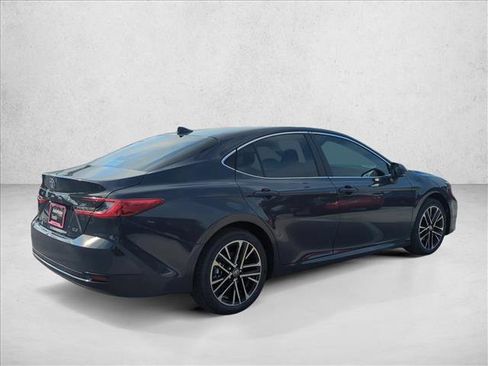 New 2026 Toyota Camry XLE FWD image 5