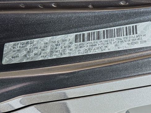 Used 2018 Jeep Wrangler Unlimited Sahara image 39