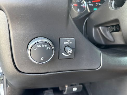 Used 2024 Chevrolet Express 2500 w/ Driver Convenience Package RWD image 23