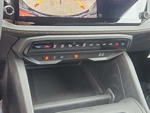 New 2026 Jeep Cherokee Overland image 37