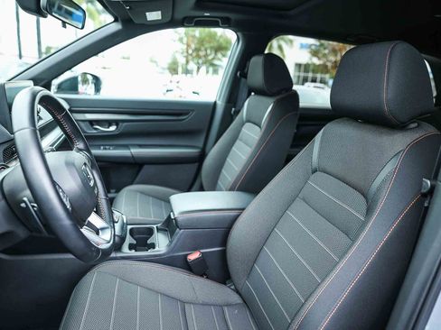 Used 2025 Honda CR-V Sport image 25