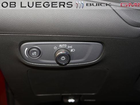 Certified 2024 Buick Encore GX Preferred FWD image 24